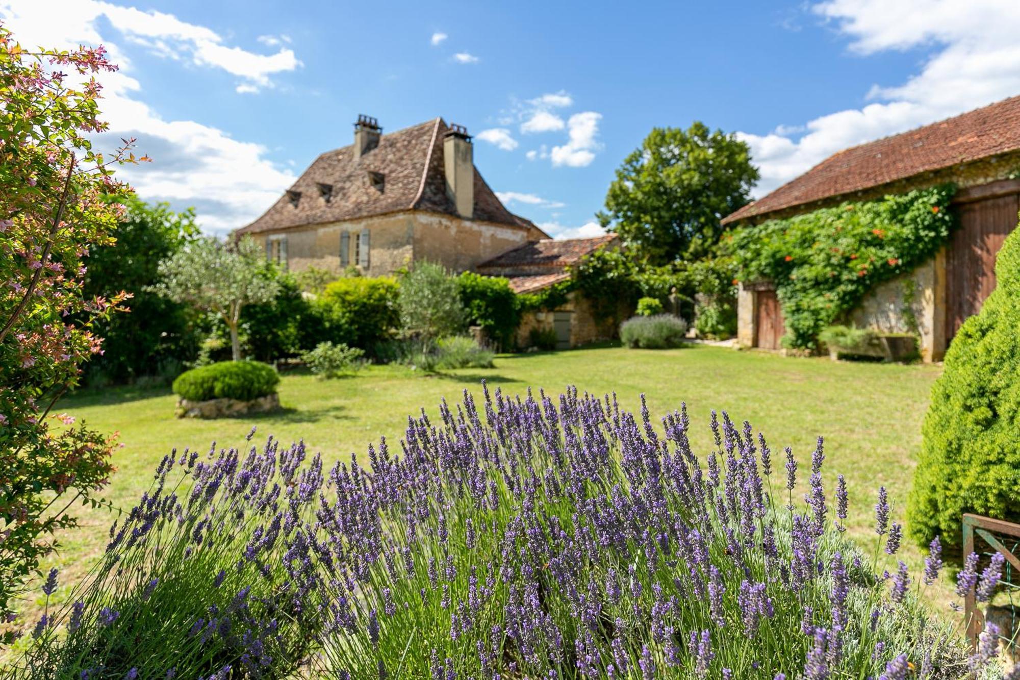 La Maison Louverie Pontours Buitenkant foto