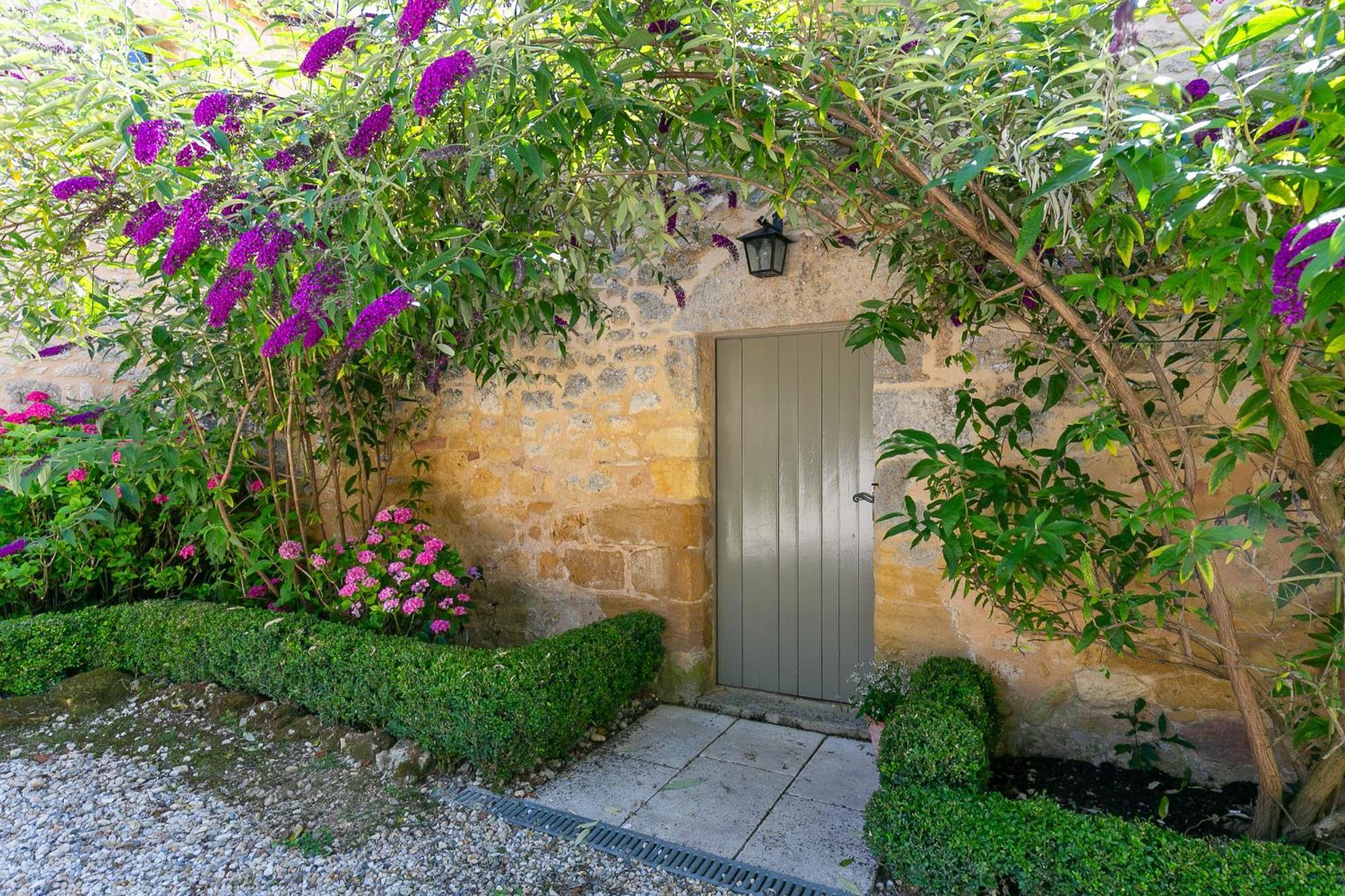 La Maison Louverie Pontours Buitenkant foto