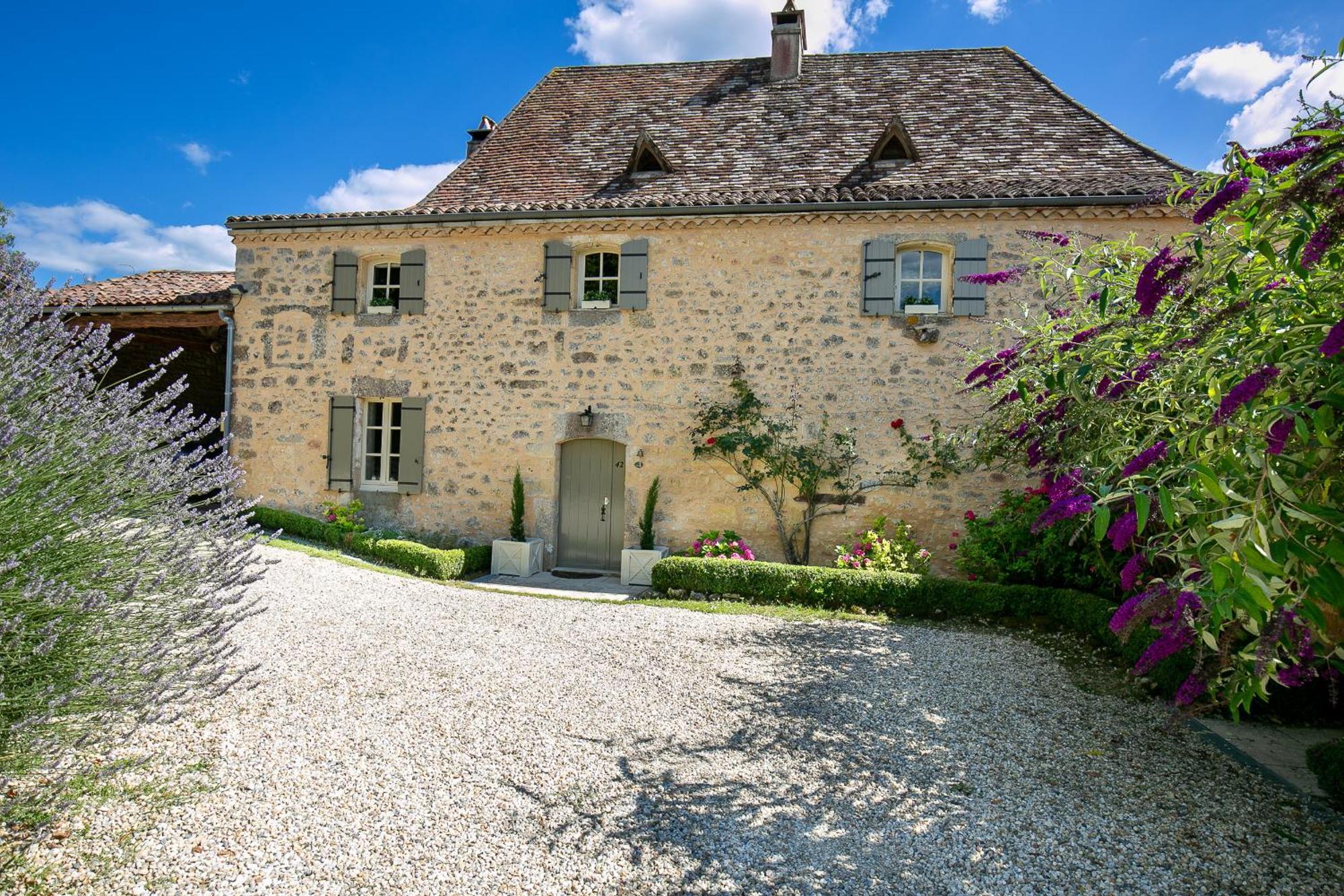 La Maison Louverie Pontours Buitenkant foto