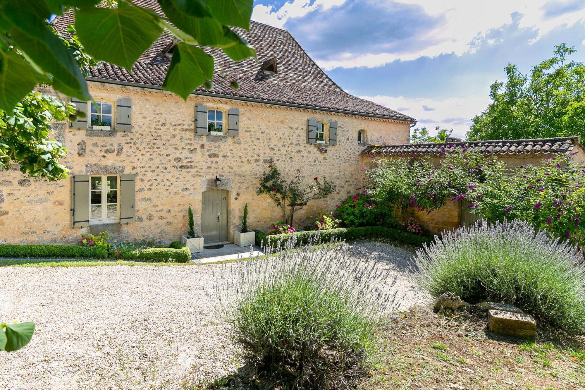 La Maison Louverie Pontours Buitenkant foto